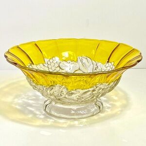Vintage Yellow And Clear Heavy Glass Pedestal Centerpiece Bowl W/Raised Fruit